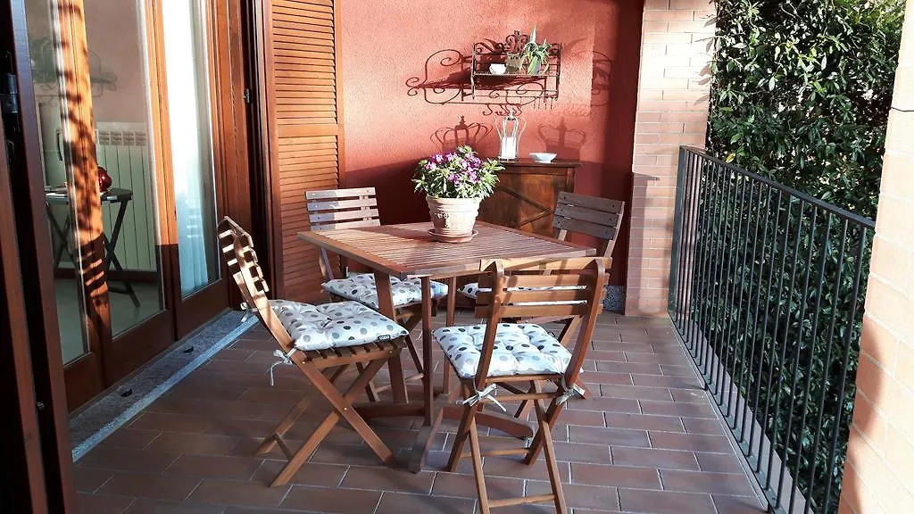 B&B Douglas House Varese Italy